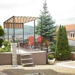 Ivona 2 Apartment