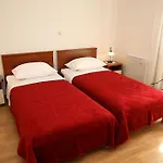 Ivona 2 Trogir