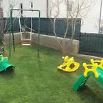 Appartement Ivona 2 *