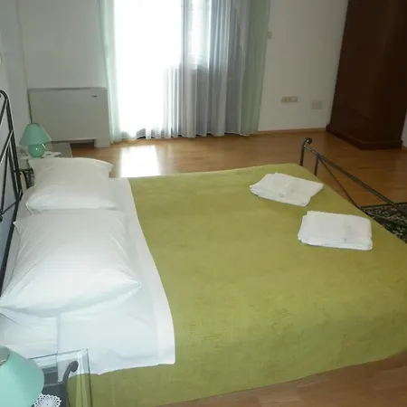 Ivona 2 Trogir