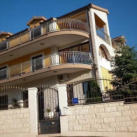 Daire Ivona 2 Trogir